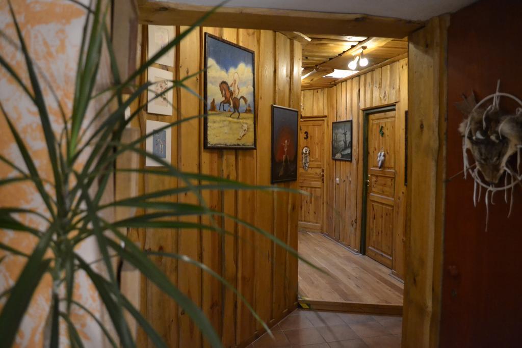 Restaurant A Penzion Steak Station パルドゥビツェ エクステリア 写真